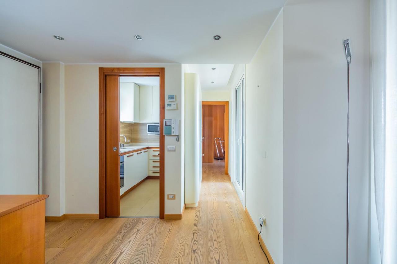 Cozy Apt - Corso Vercelli & Conciliazione M1 Milano Eksteriør bilde
